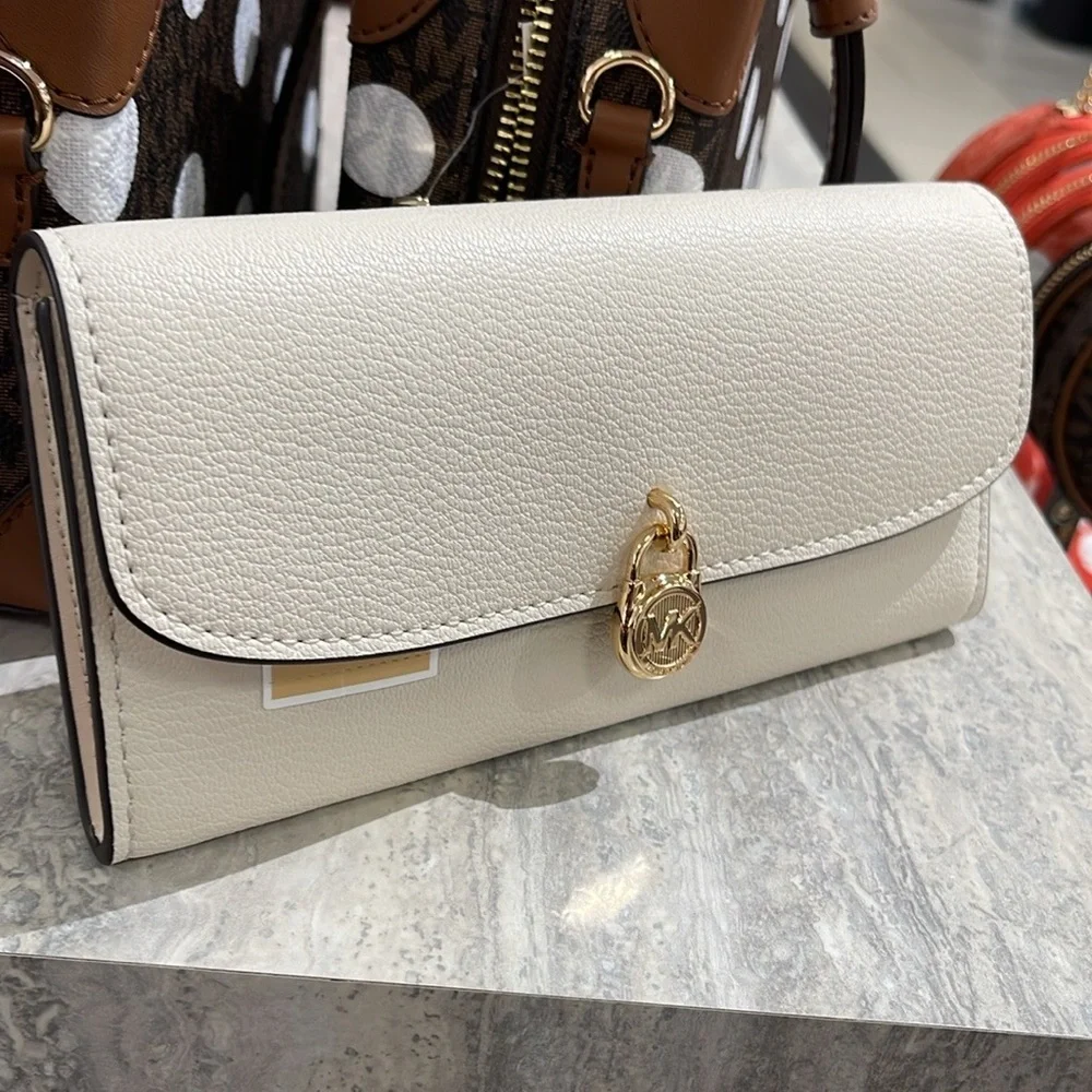 Michael Kors Hamilton Large Leather Continental Wallet Light Cream  NWT